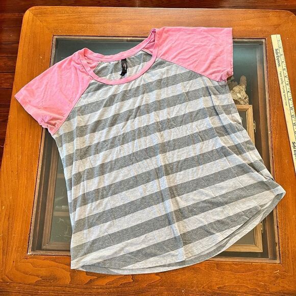 torrid Tops - Torrid Size 2 Striped Tee T-Shirt Pink & Gray